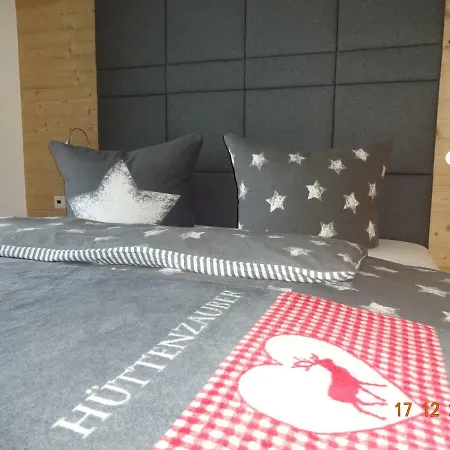 Vakantiehuis Huttenzauber Alpinchalet 4