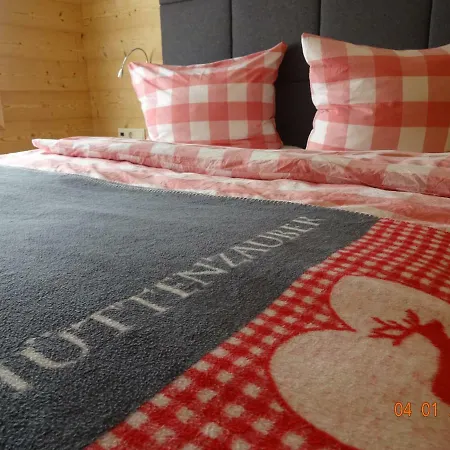 Huttenzauber Alpinchalet 4 *